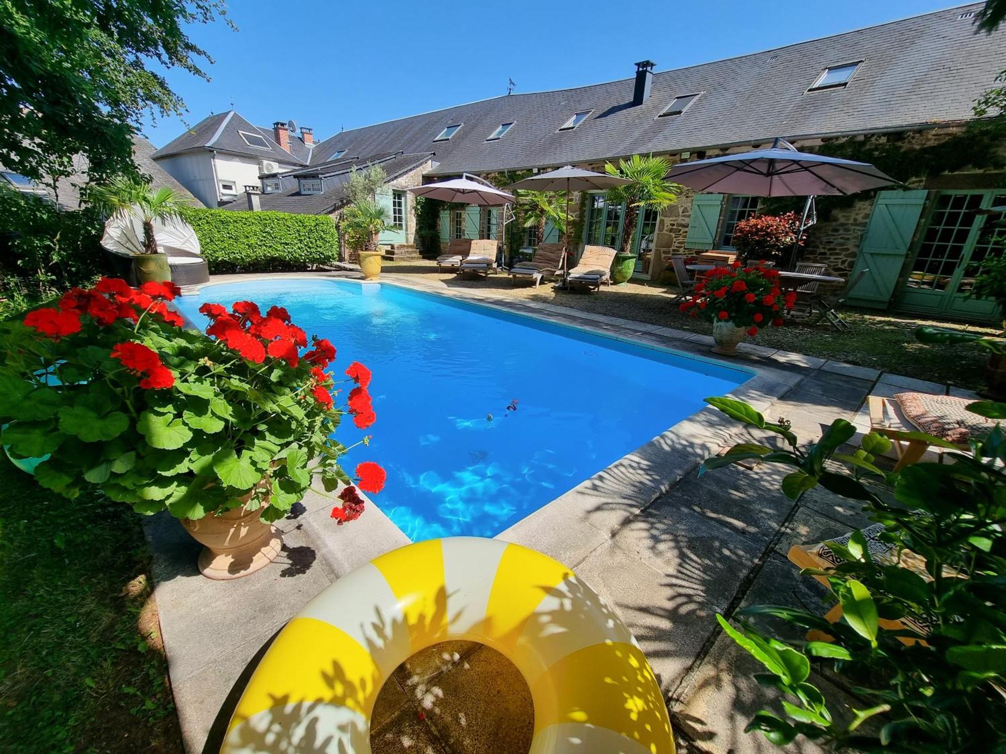 Maison d'hôtes Les jardins Saint Eloi Le Lonzac Extérieur photo